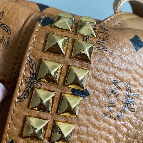 MCM Stark Small Side-Stud Backpack - Picture 16 of 17